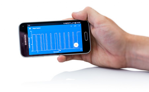 Oscilloscope-Software-ScopeApp-smartphone-HS3-whiteBG.jpg